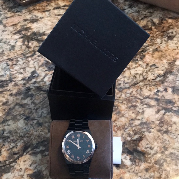 NWT MICHAEL KORS WATCH - Picture 3 of 6